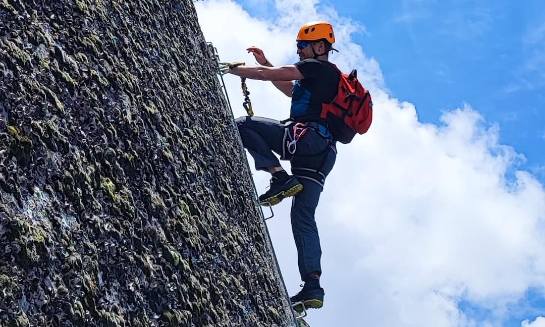 VÍA FERRATA LA ARISTA K2 